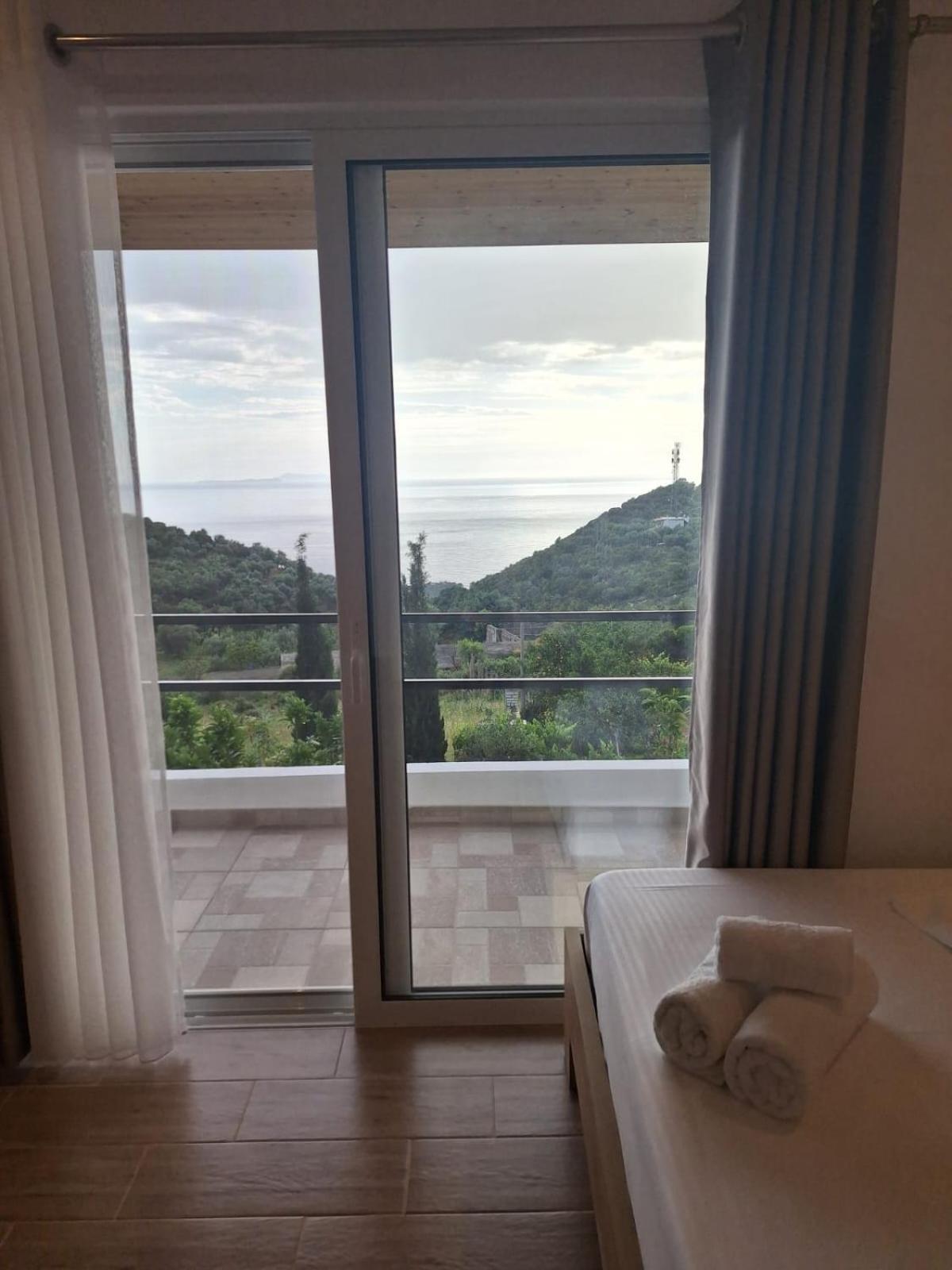 Xuxi Apartments Lukovë Eksteriør bilde