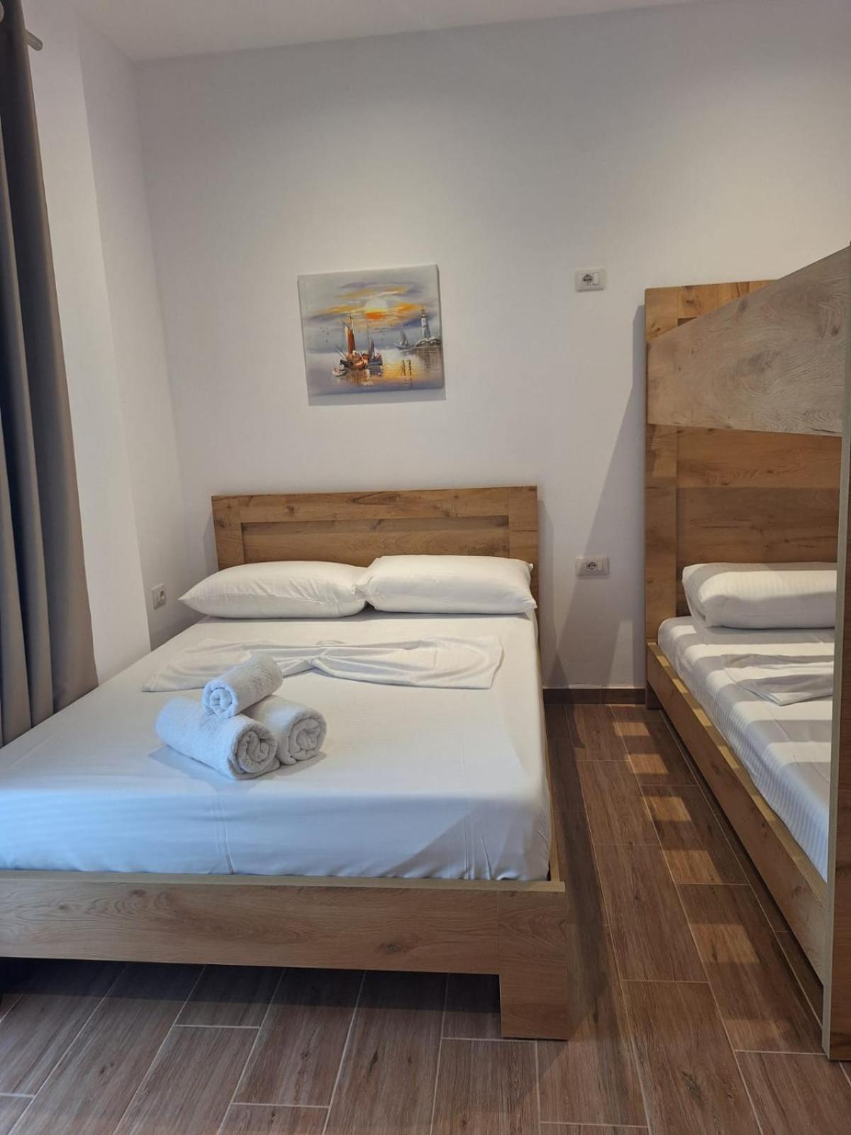 Xuxi Apartments Lukovë Eksteriør bilde