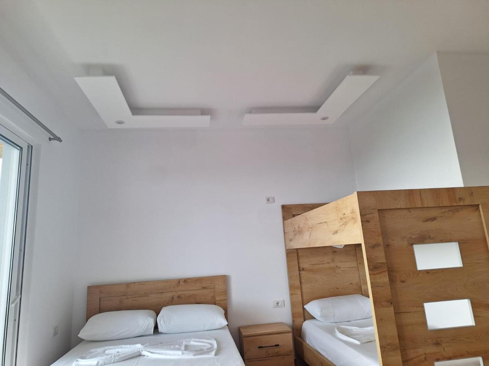 Xuxi Apartments Lukovë Eksteriør bilde