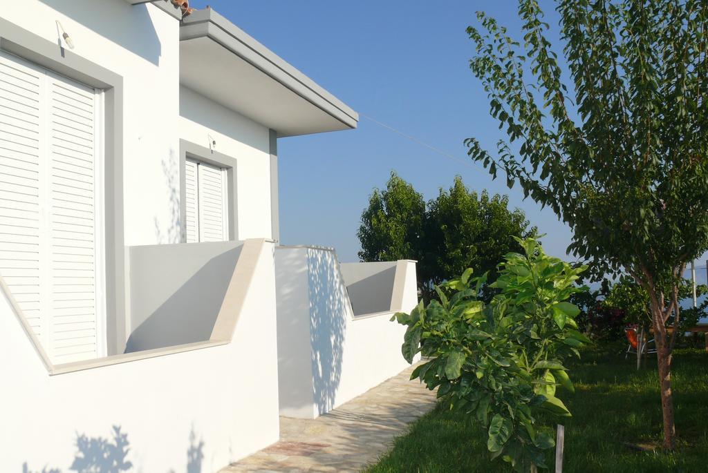 Xuxi Apartments Lukovë Eksteriør bilde