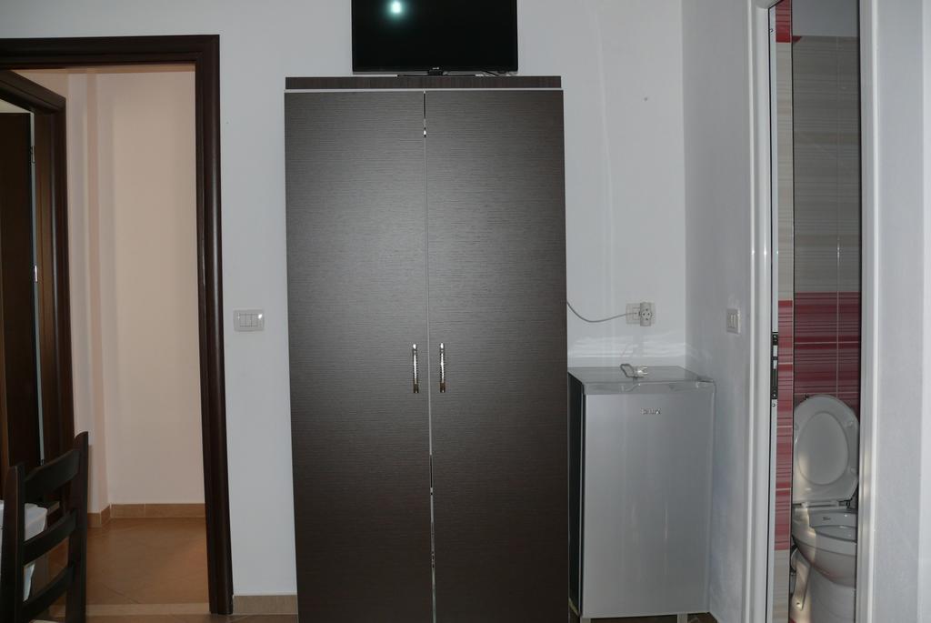 Xuxi Apartments Lukovë Eksteriør bilde